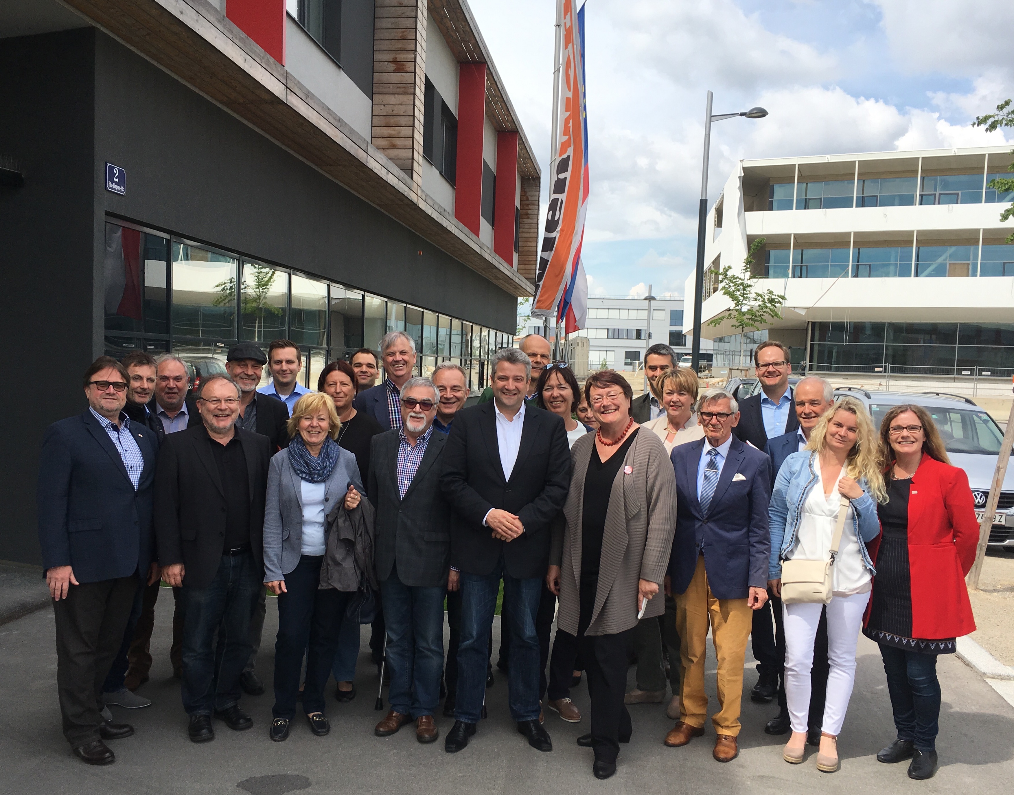 Gruppenfoto mit VertreterInnen der Volkshilfe Österreich und der AWO Bayern © Wien Work