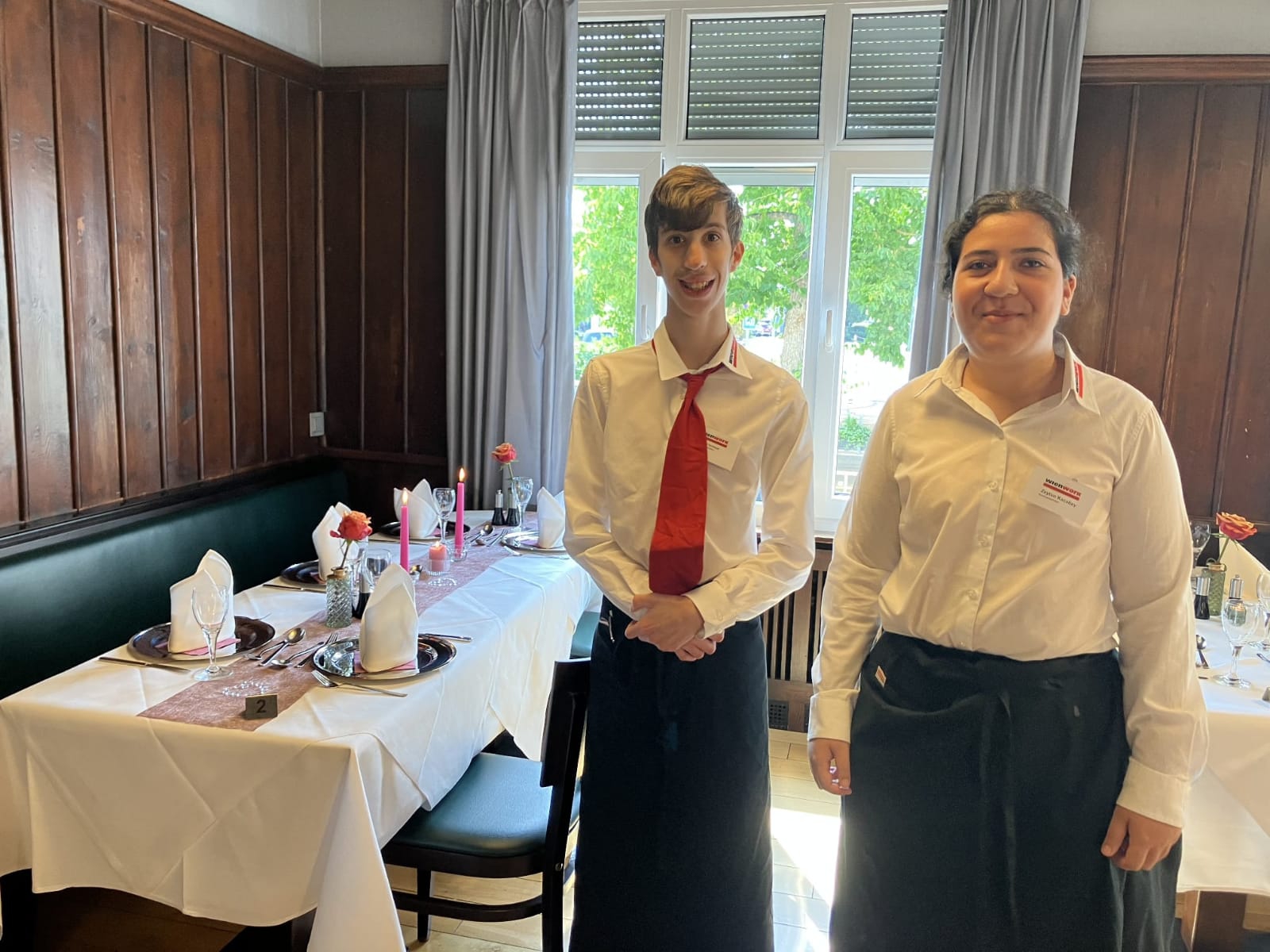 Beim Servieren ©wienwork