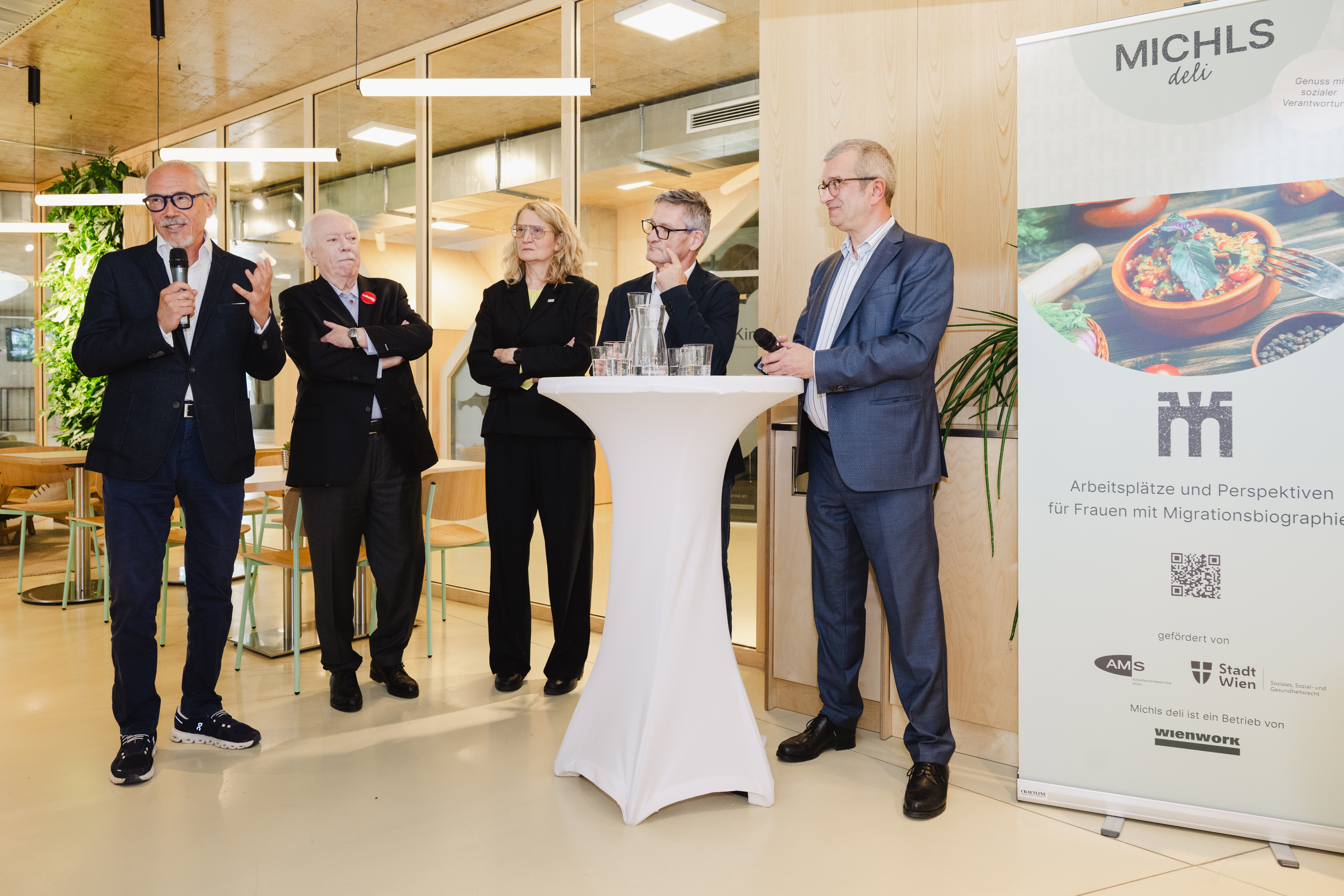 Redner:innen anlässlich Eröffnung Michls deli ©wienwork/Luiza Puiu Redner:innen anlässlich Eröffnung Michls deli ©wienwork/Luiza Puiu