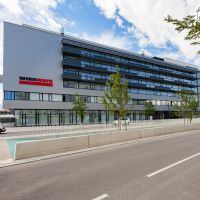 Wien Work Zentrale - Frontansicht von der Sonnenallee © Wien Work Wien Work Zentrale - Frontansicht von der Sonnenallee © Wien Work