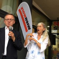 Begrüßung vom Präsidenten des Kriegsopfer- und Behindertenverbands und Eigentümer-Vertreter Michael Svoboda - Sommerfest 2018 © wienwork Begrüßung vom Präsidenten des Kriegsopfer- und Behindertenverbands und Eigentümer-Vertreter Michael Svoboda - Sommerfest 2018 © wienwork