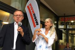 Begrüßung vom Präsidenten des Kriegsopfer- und Behindertenverbands und Eigentümer-Vertreter Michael Svoboda - Sommerfest 2018 © wienwork Begrüßung vom Präsidenten des Kriegsopfer- und Behindertenverbands und Eigentümer-Vertreter Michael Svoboda - Sommerfest 2018 © wienwork