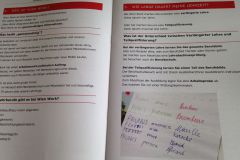 Innenansicht der neu gestalteten MitarbeiterInnen-Mappen © Wien Work Innenansicht der neu gestalteten MitarbeiterInnen-Mappen © Wien Work