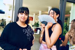 zwei junge Damen am Sommerfest © wienwork zwei junge Damen am Sommerfest © wienwork