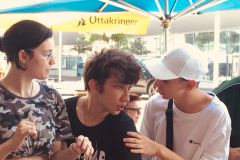 Jugendliche am Sommerfest © wienwork Jugendliche am Sommerfest © wienwork