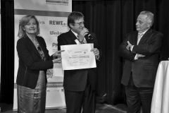 Verleihung des Sozialgütesiegels im Rahmen unserer 30-Jahre-Feier im Wiener Rathaus © Wien Work Verleihung des Sozialgütesiegels im Rahmen unserer 30-Jahre-Feier im Wiener Rathaus © Wien Work