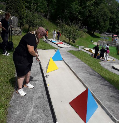 Sommerwoche 2023 Minigolf © wienwork